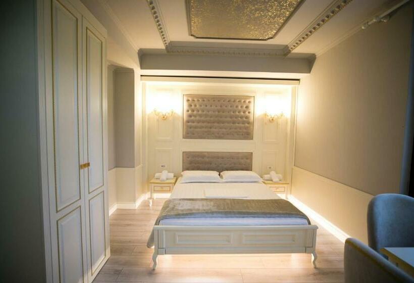 חדר דלוקס, Lotus