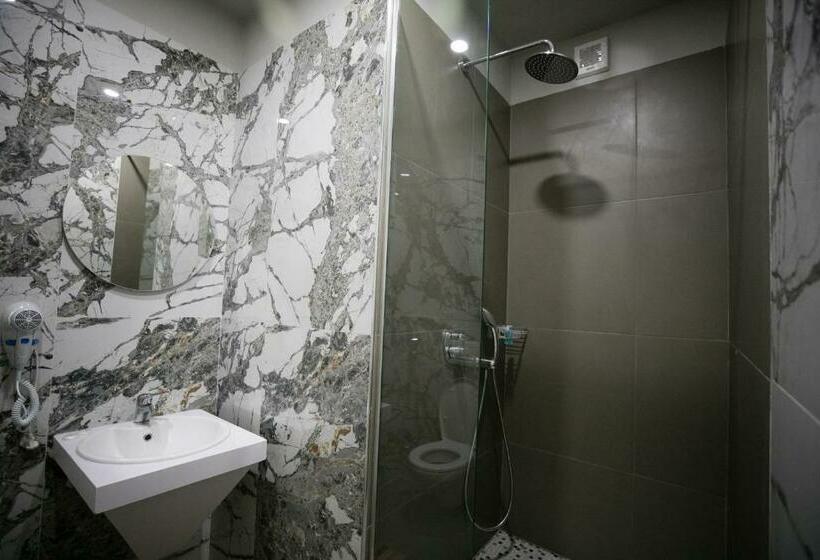 חדר אקונומי, Lotus