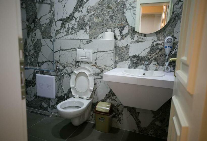 חדר דלוקס, Lotus