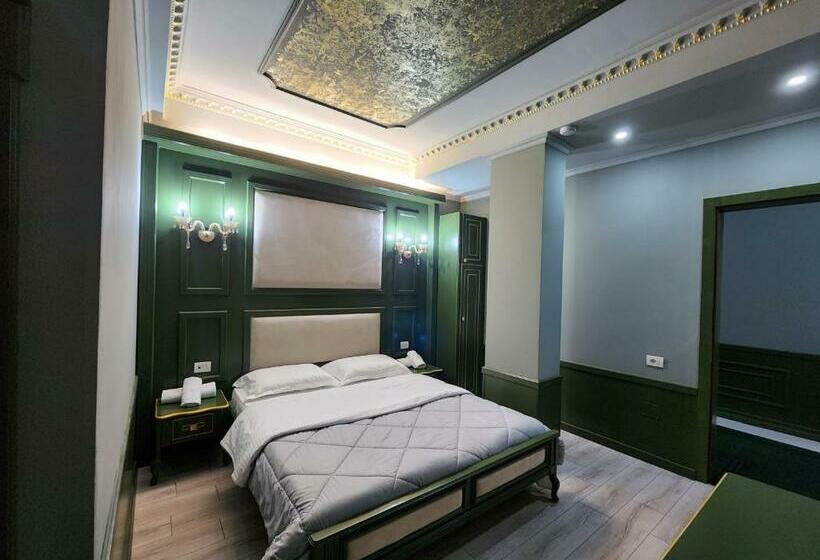 חדר דלוקס, Lotus