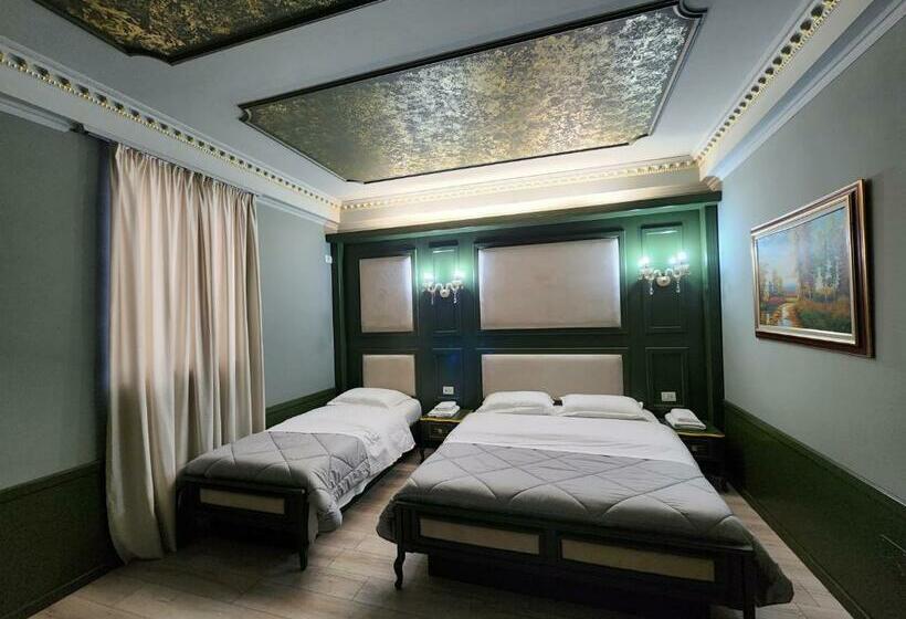 חדר משפחתי דלוקס, Lotus