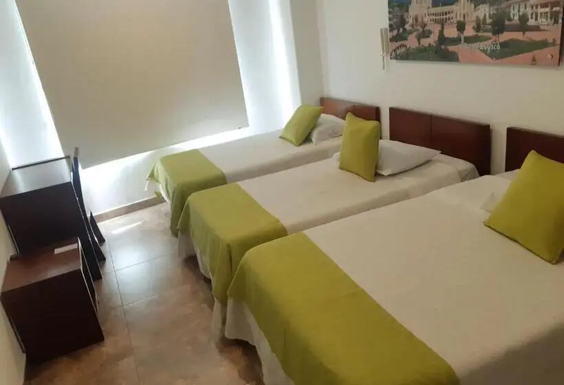 Chambre Triple Standard, Milán