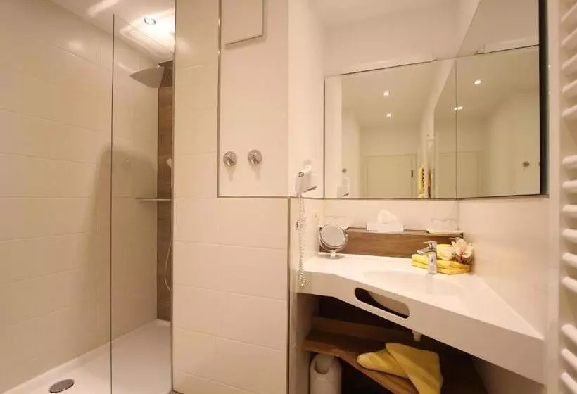 سوئیت 2 خوابه, Landhotel Berghof