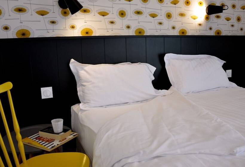 クラシックルーム, Logis Hotel Du Port