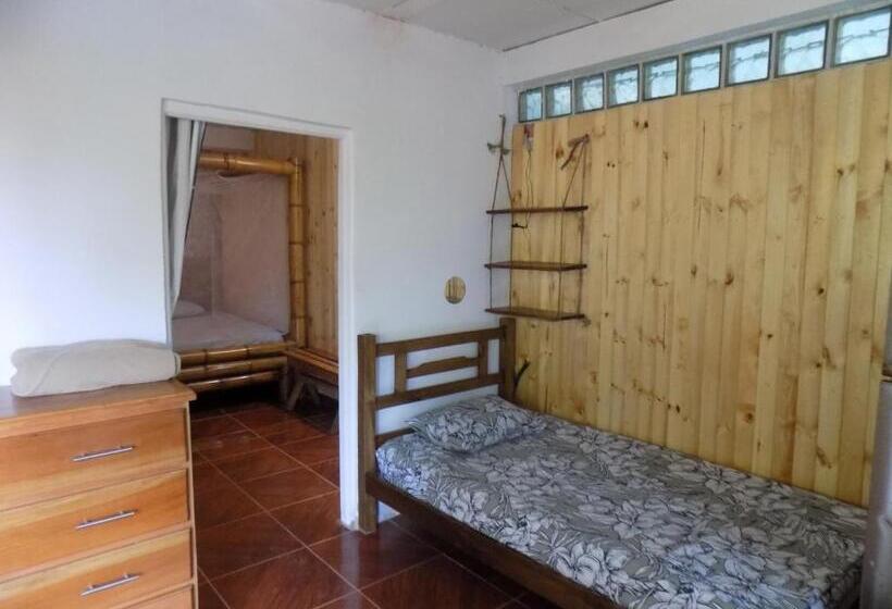 דירת חדר נוף לבריכה, Colibri Hostal Minca Santa Marta