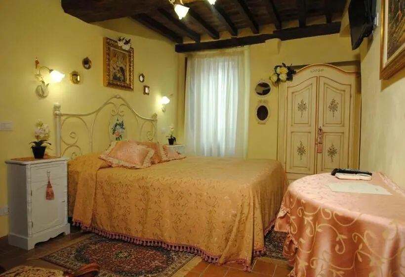 スーペリアールーム, Torre Sangiovanni Albergo E Ristorante Da Rosary