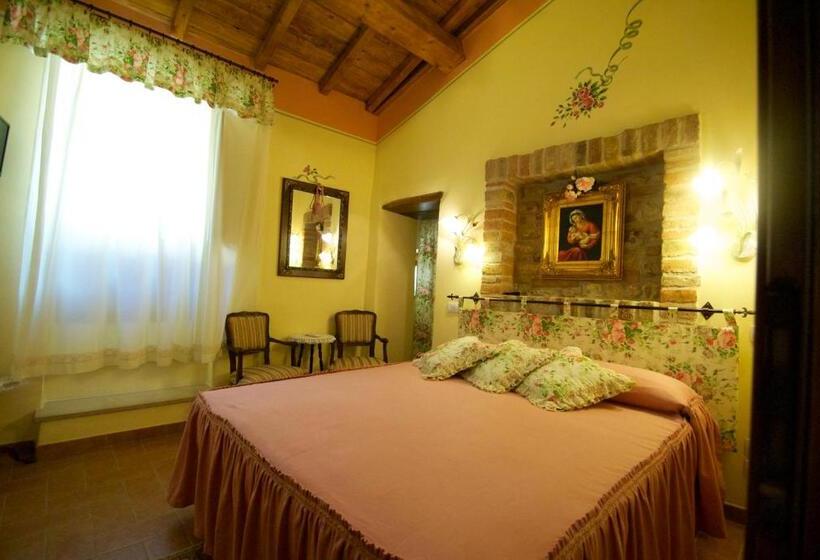 수피리어 룸, Torre Sangiovanni Albergo E Ristorante Da Rosary