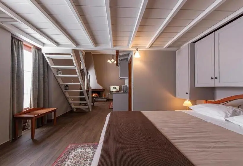スタンダードスタジオ, Ef Zin Hotel Arachova