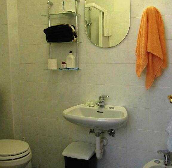 Номер Стандарт Индивидуальный, Albergo Eden