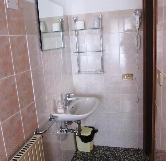 Номер Стандарт Индивидуальный, Albergo Eden