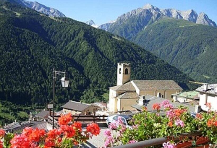 家庭间, Albergo Eden