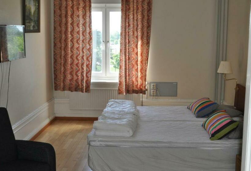 스탠다드 룸 공동 욕실, Carlstad Sport Hostel