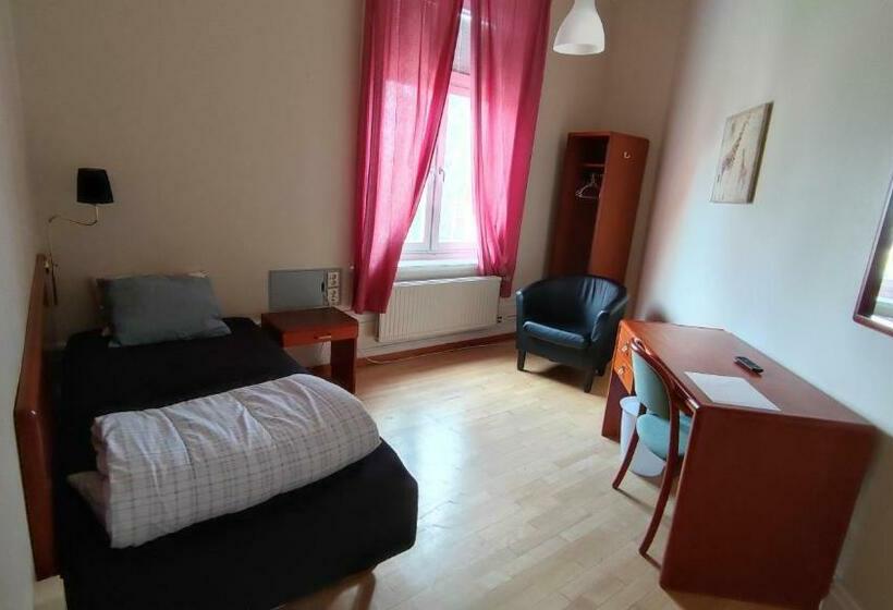 스탠다드 싱글 룸 공동욕실, Carlstad Sport Hostel