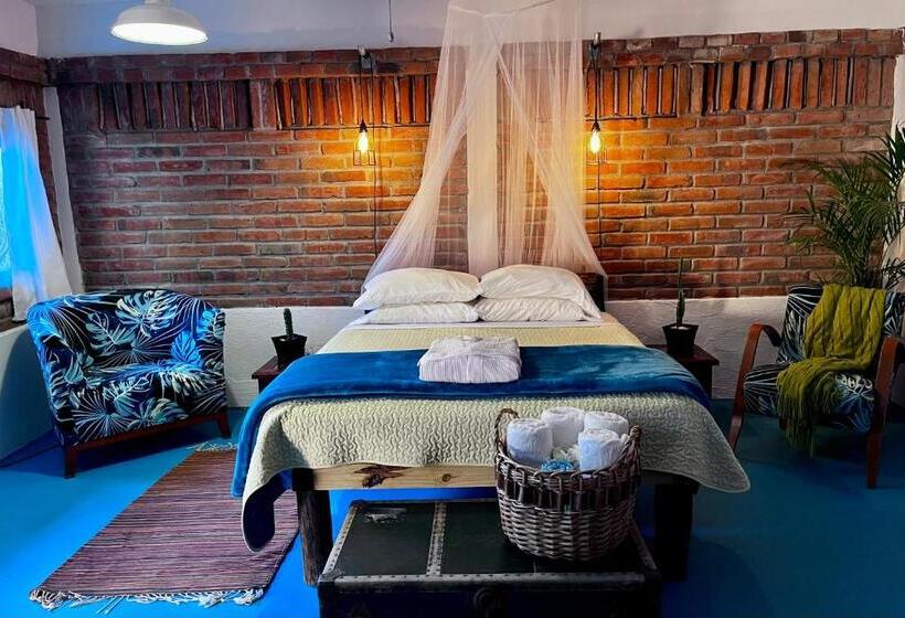 غرفة إقتصادية, Casa Xochitl