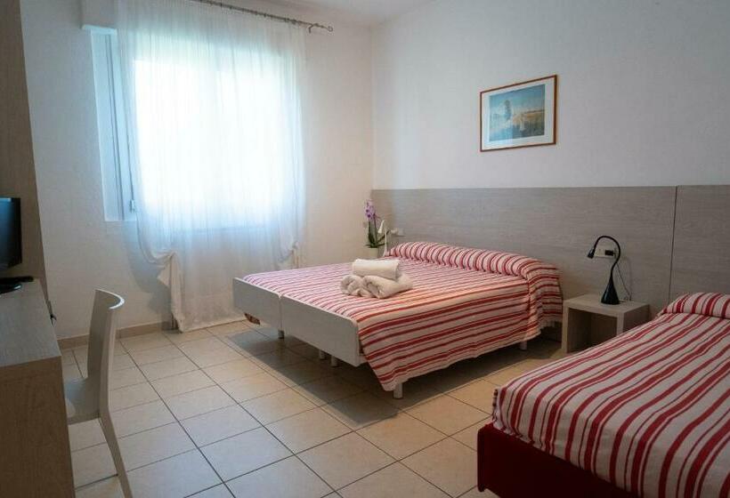 اتاق استاندارد چهار تخته, Dafne