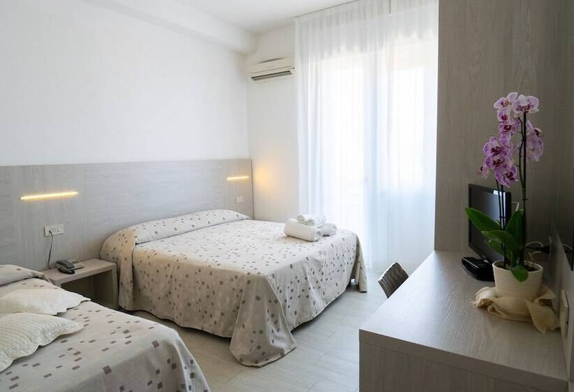 اتاق استاندارد سه نفره, Dafne