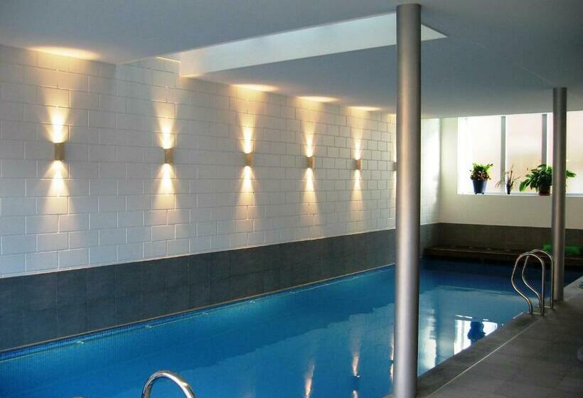 جناح مزود بحمام سباحة, Inblauw Exclusive Wellness B&b