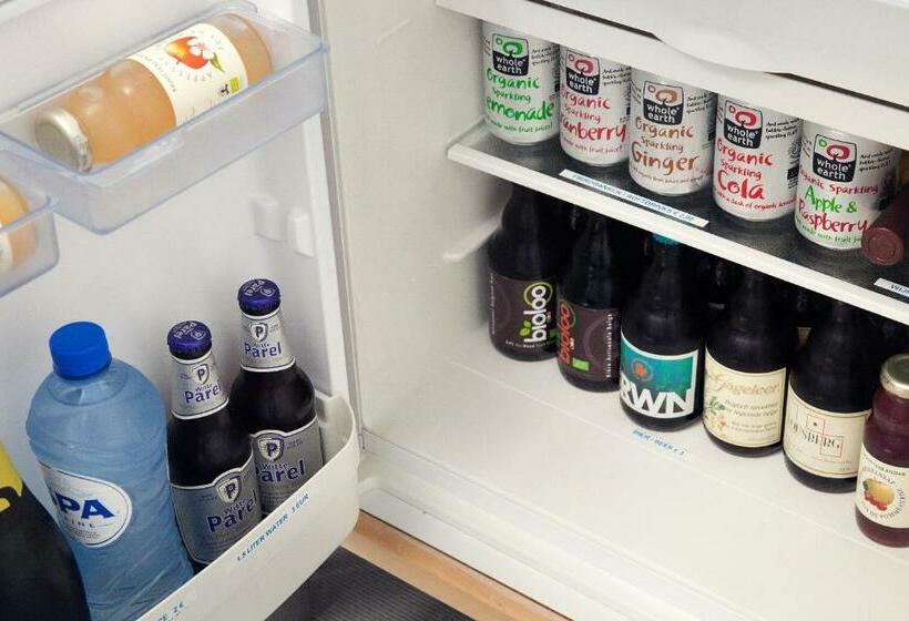 جناح مزود بحمام سباحة, Inblauw Exclusive Wellness B&b