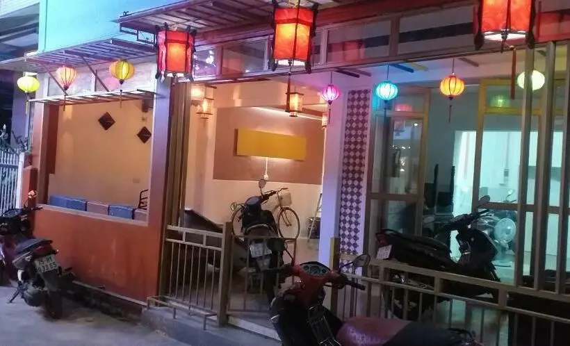 اتاق استاندارد سه نفره, Ngoc Binh