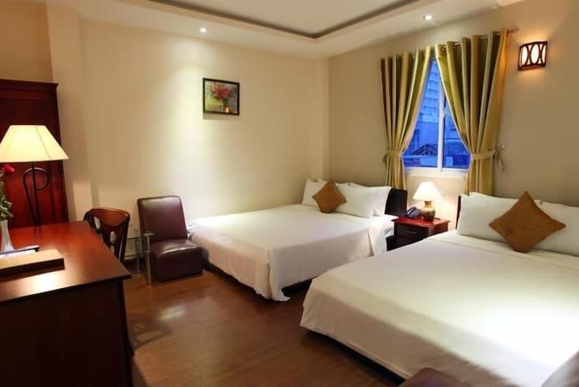 اتاق استاندارد چهار تخته, Ngoc Binh