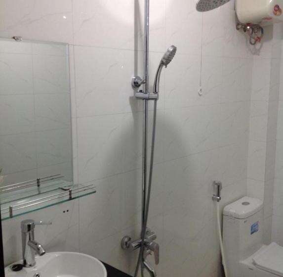 اتاق استاندارد با بالکن, Ngoc Binh