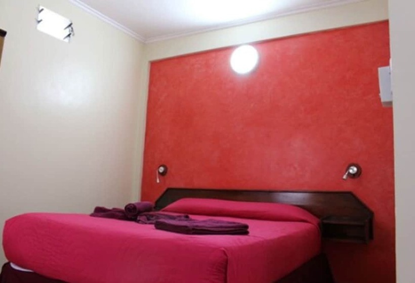 Номер Стандарт, Hostel & Posada Noelia