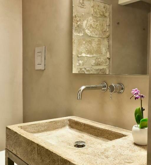 סטודיו דלוקס, Palazzo Calo