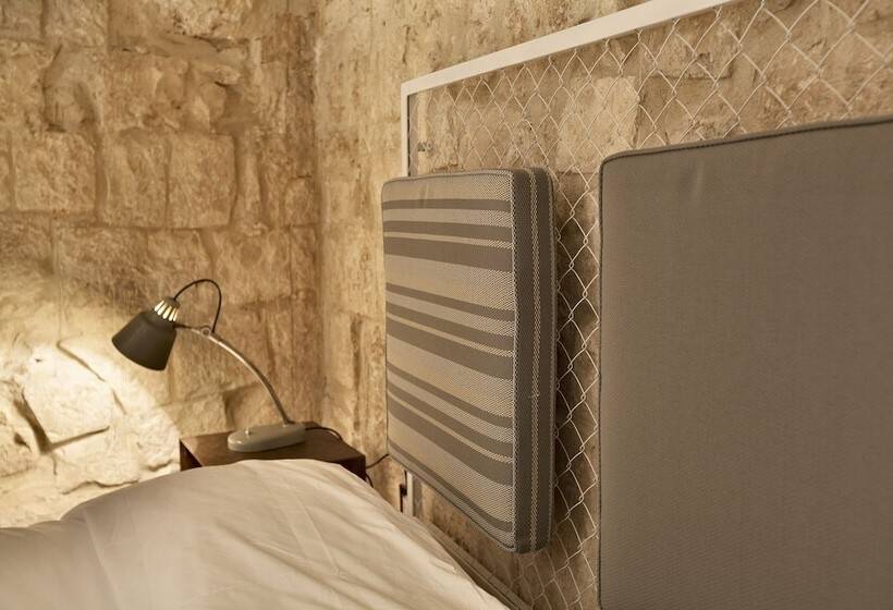 סטודיו סופריור, Palazzo Calo