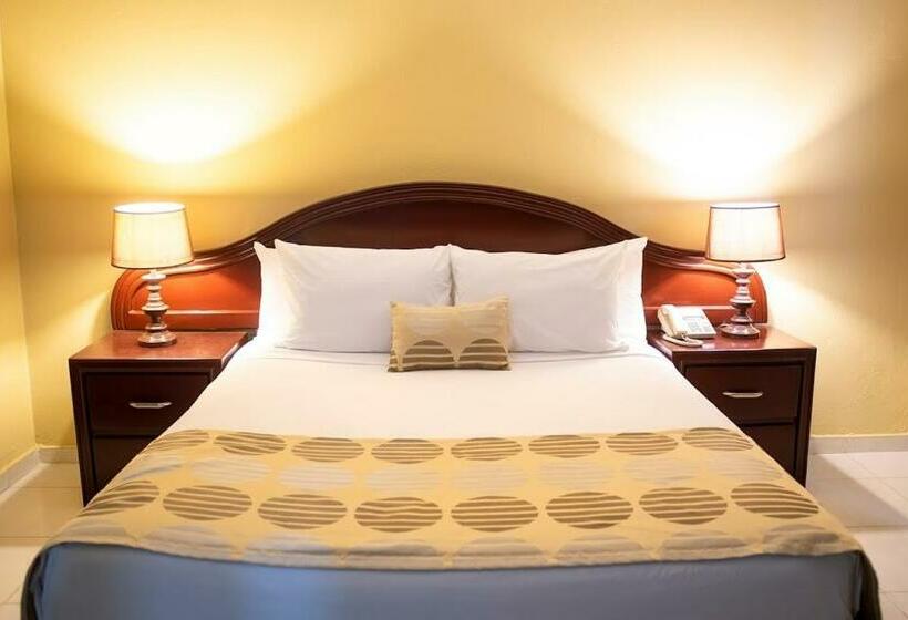 اتاق رمانتیک, Real Bella Vista