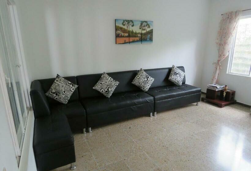 패밀리 룸, Campestre La Vega Inn