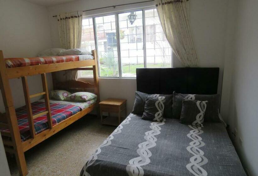 4인용 스탠다드 룸, Campestre La Vega Inn