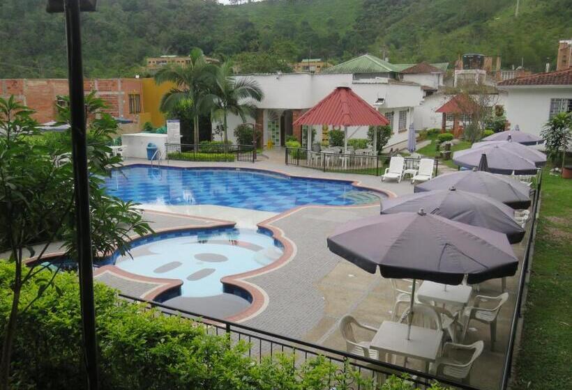 패밀리 룸, Campestre La Vega Inn