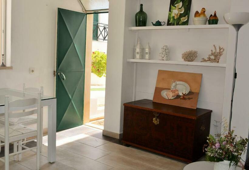 스위트, Tavira Terrace