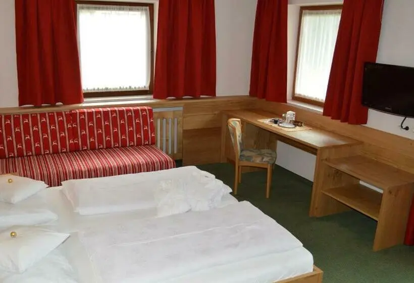 Standard-huone, Theresia