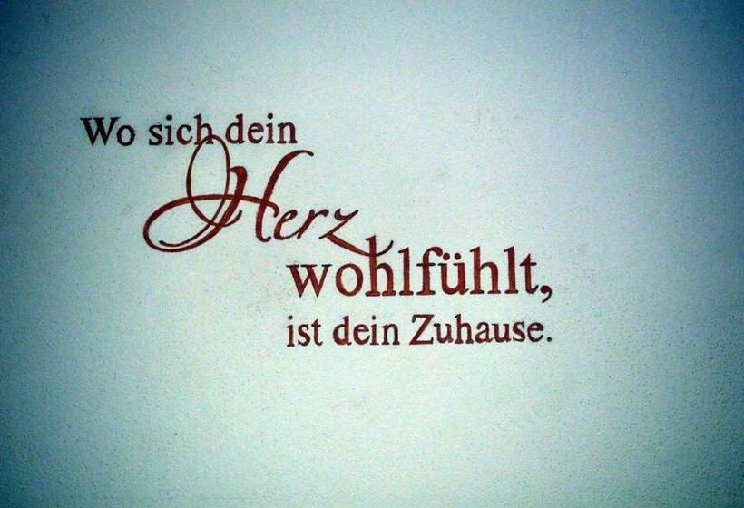 Номер Стандарт, Theresia