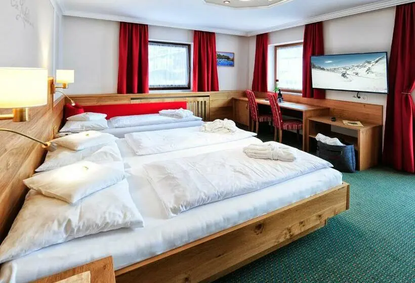 Standard Kolmen Hengen Huone, Theresia