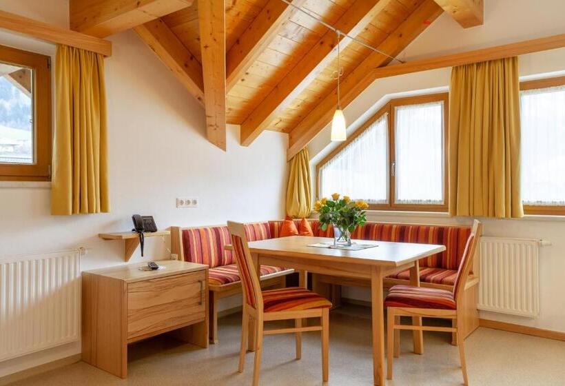 Апартаменты 2 Спальни, Theresia