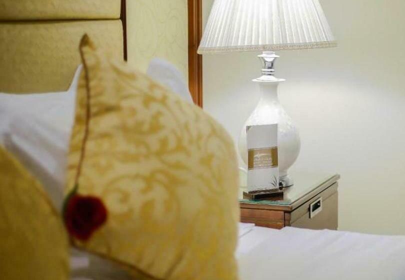 スタンダードシングルルーム, Rest Night Hotel Serviced Apartments Alhamra