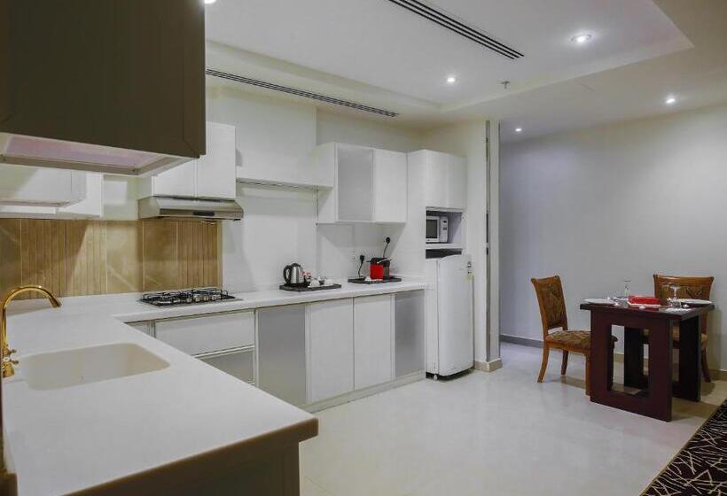 ロイヤルスイート, Rest Night Hotel Serviced Apartments Alhamra