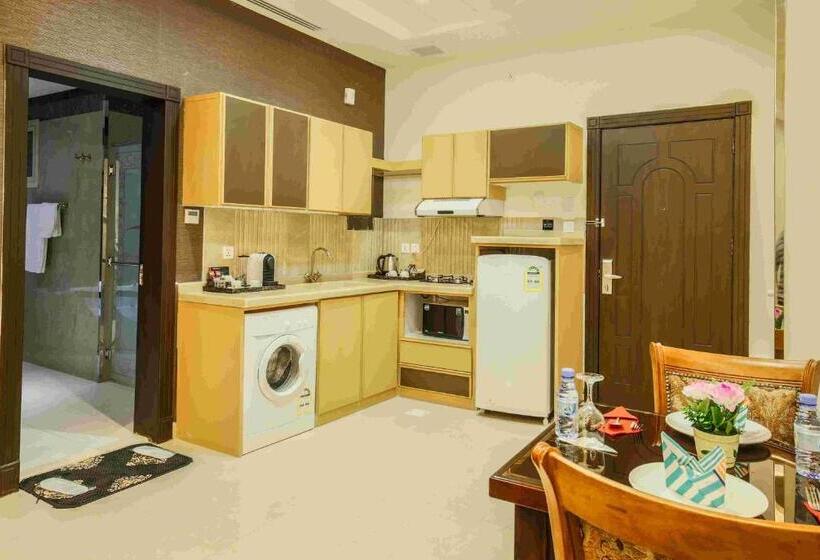 プレジデントスイートルーム, Rest Night Hotel Serviced Apartments Alhamra
