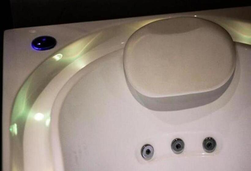 エクゼクティブスイート, Rest Night Hotel Serviced Apartments Alhamra