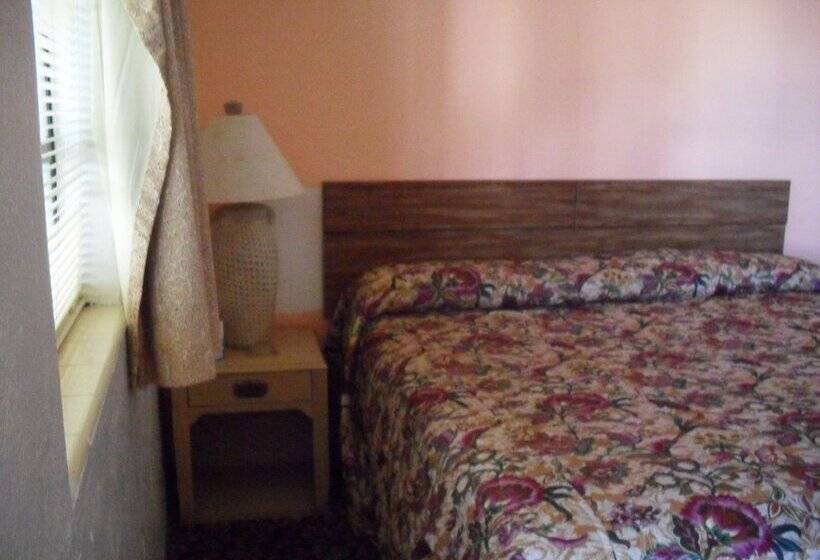 İki Çift Kişilik Yataklı Standart Oda, Shore Winds Motel