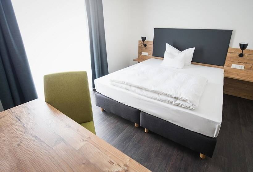 חדר קומפורט, Alb Inn   Hotel & Apartments