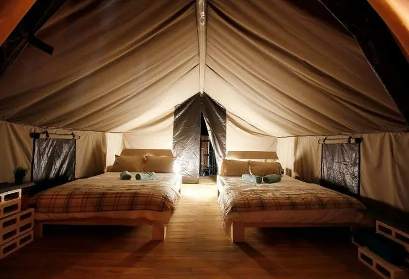 デラックスの４人部屋, Glamping Hotel Flor Y Bambu