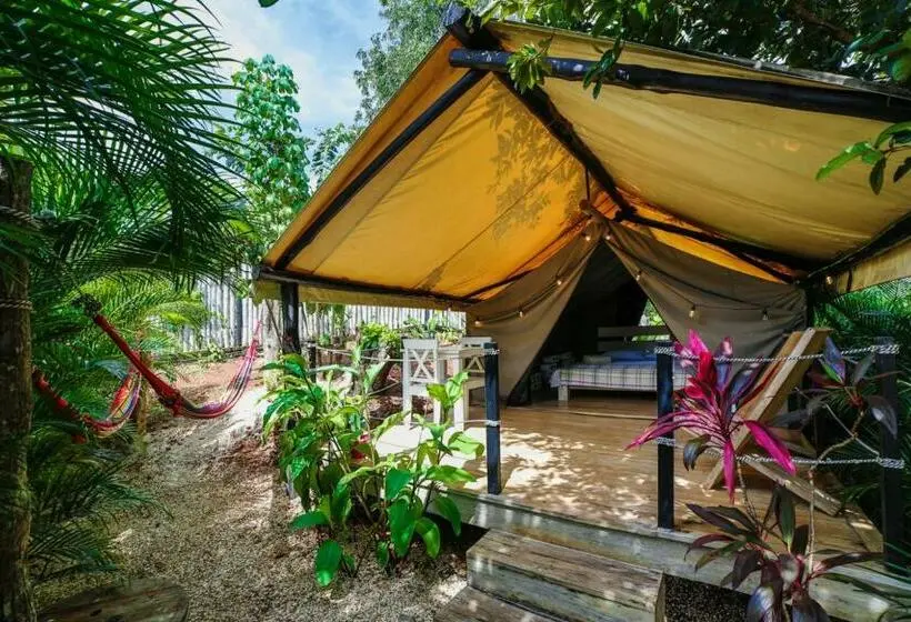 デラックスルーム, Glamping Hotel Flor Y Bambu