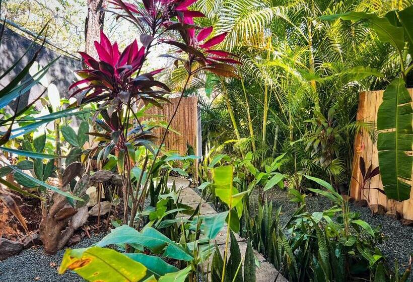 샬레, Glamping Hotel Flor Y Bambu