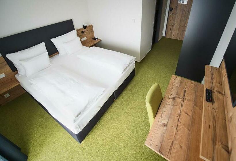 חדר קומפורט, Alb Inn   Hotel & Apartments