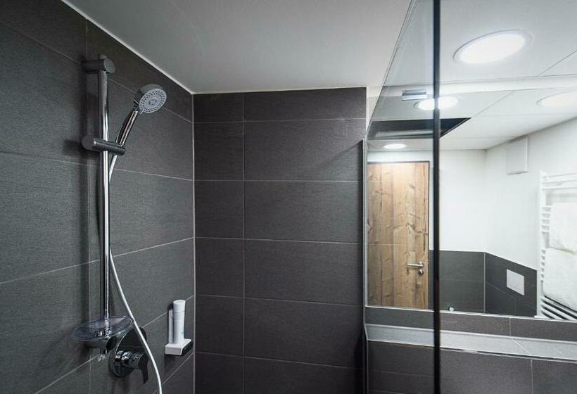 חדר קומפורט, Alb Inn   Hotel & Apartments