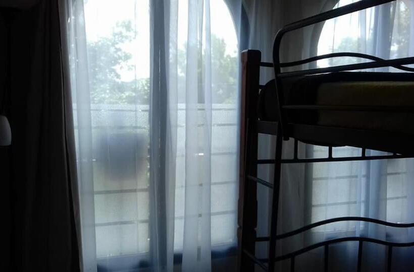 经济房, Casa Echavarria