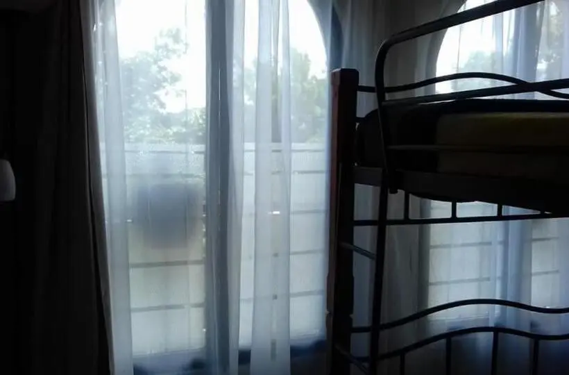 エコノミールーム, Casa Echavarria